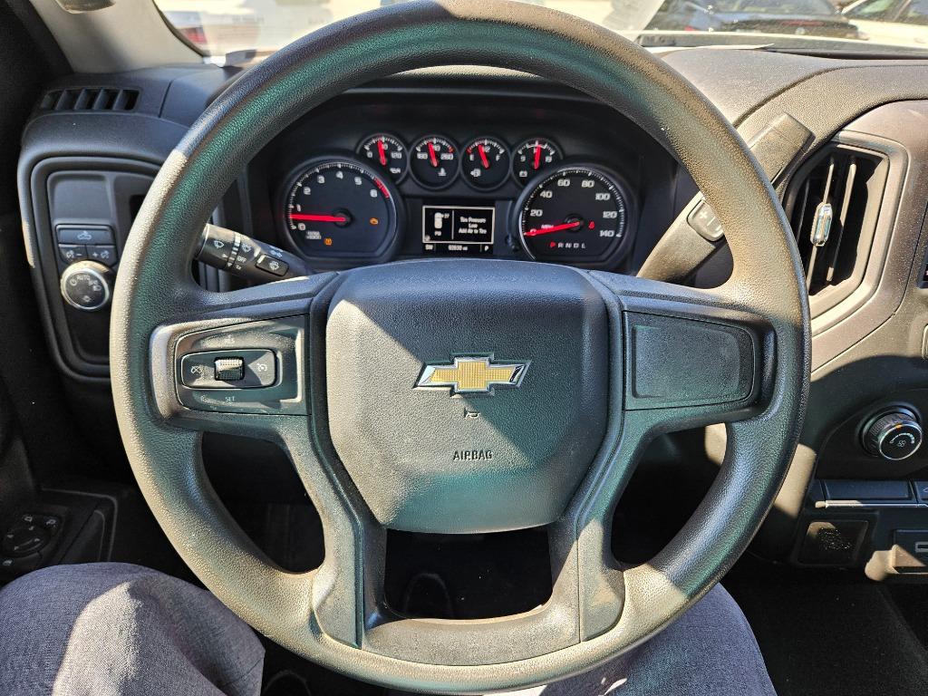 2020 Chevrolet Silverado 1500 Custom photo