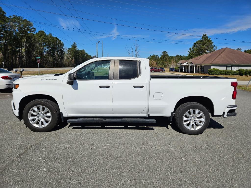 2020 Chevrolet Silverado 1500 Custom photo