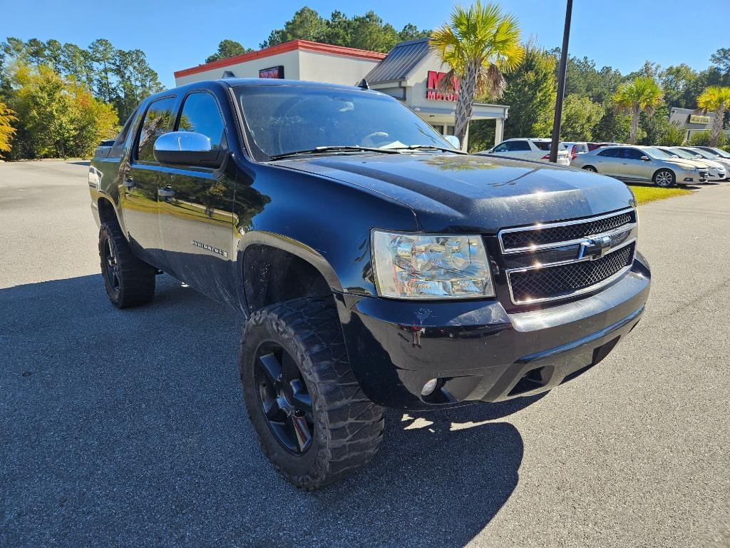 2007 Chevrolet Avalanche - $4,000