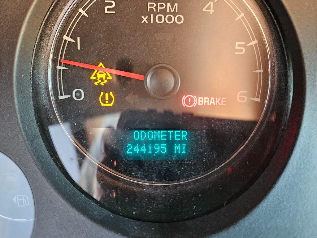2007 Chevrolet Avalanche - $4,000