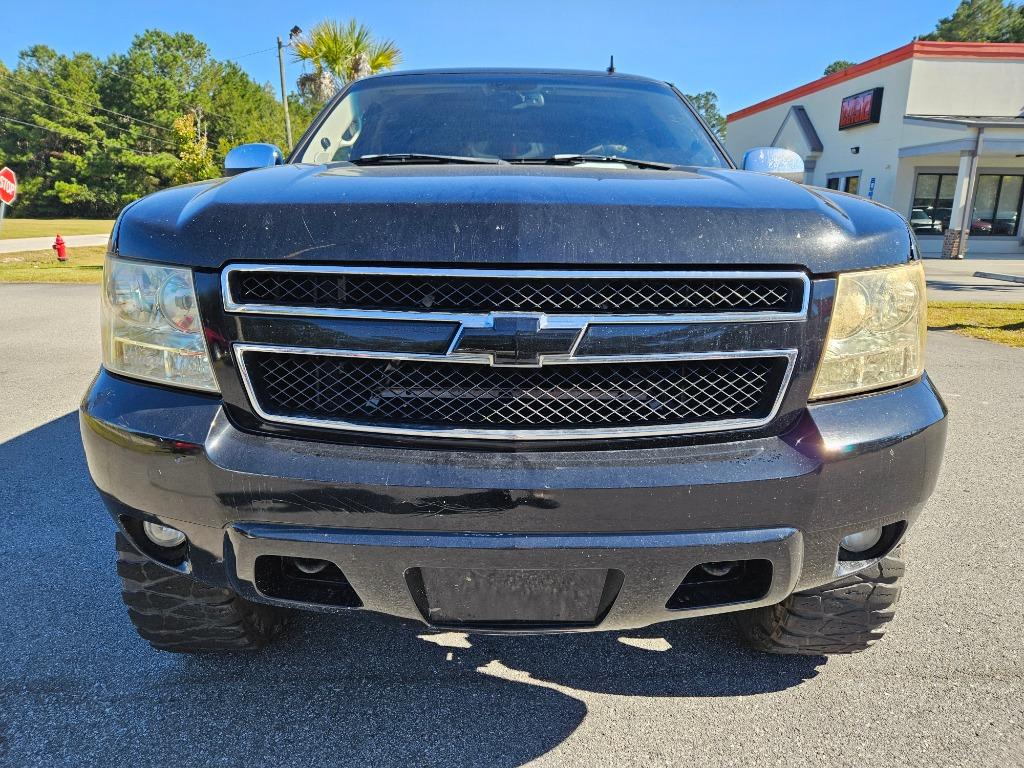 2007 Chevrolet Avalanche - $4,000