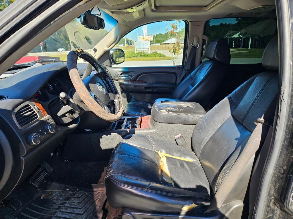 2007 Chevrolet Avalanche - $4,000