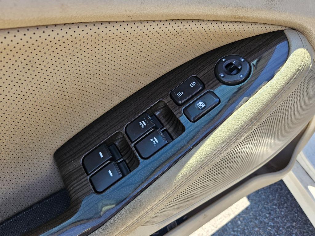 2014 Kia Optima - $9,000