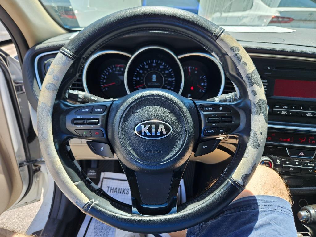 2014 Kia Optima - $9,000