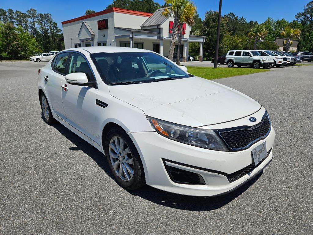 2014 Kia Optima - $9,000