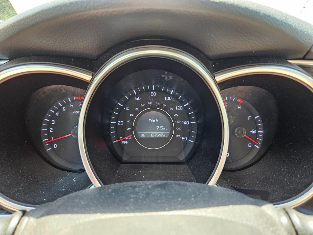 2014 Kia Optima - $9,000