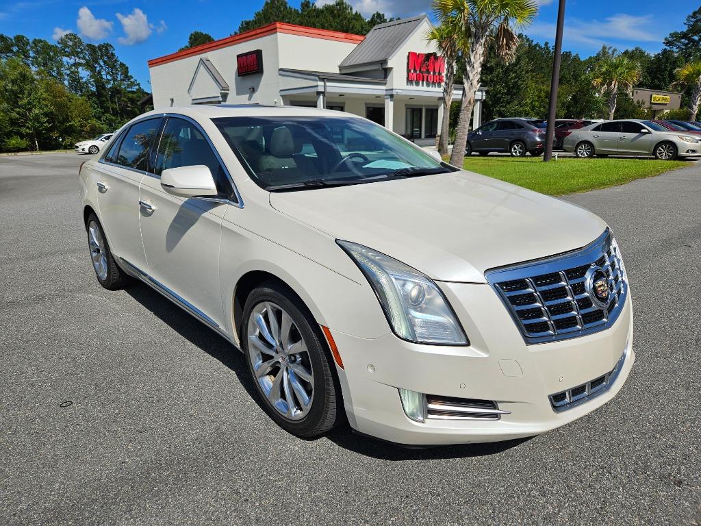 2014 Cadillac XTS - $13,500