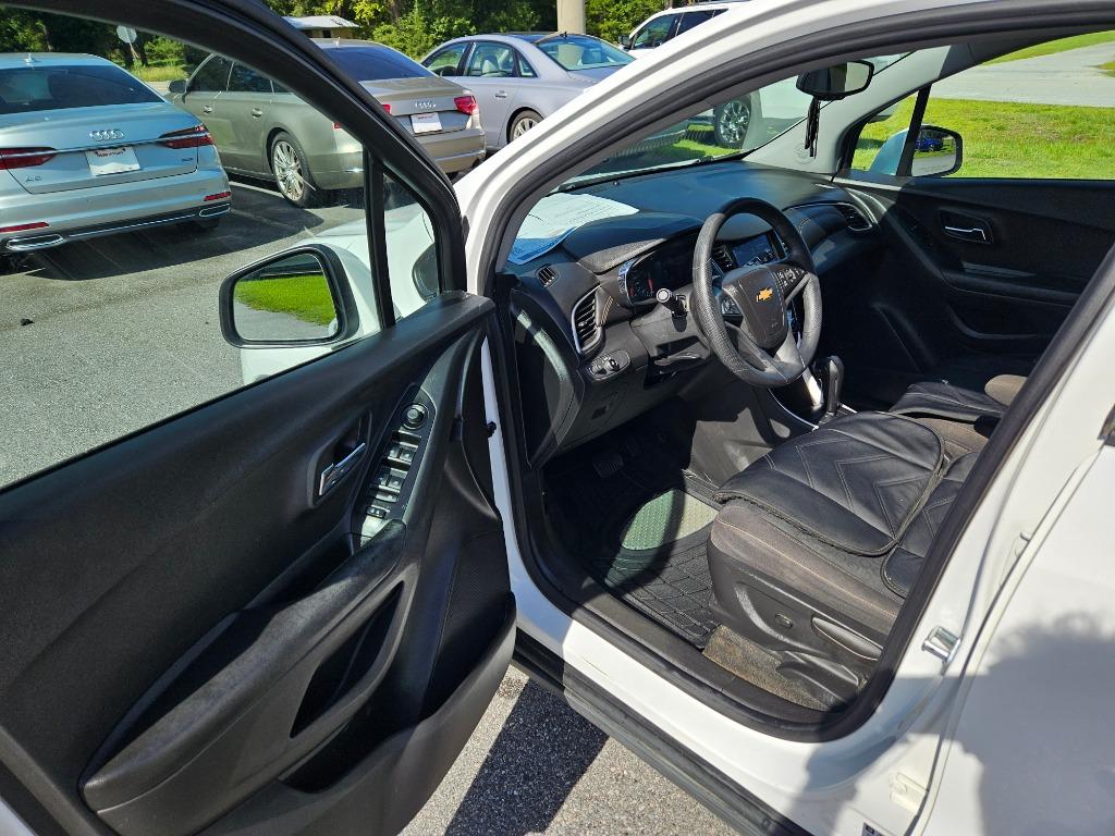 2021 Chevrolet Trax - $14,000