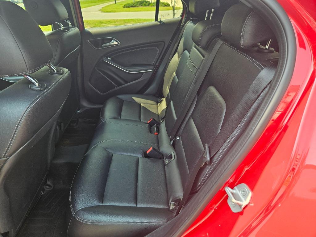 2018 Mercedes-Benz GLA - $13,500