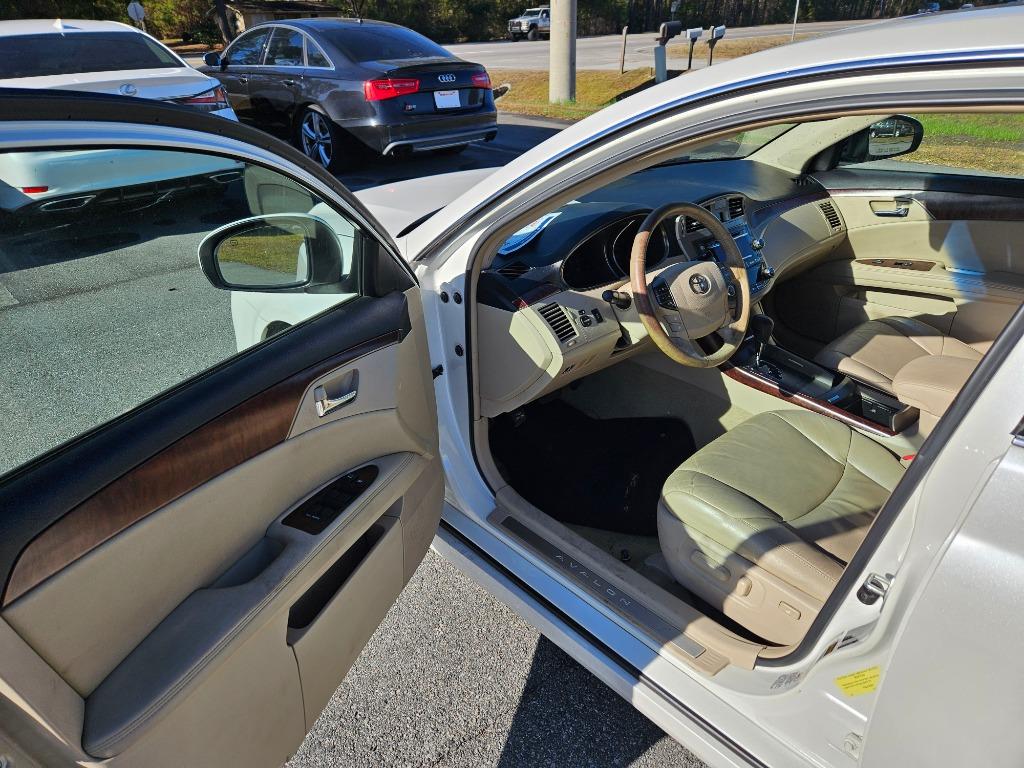 2011 Toyota Avalon - $11,000