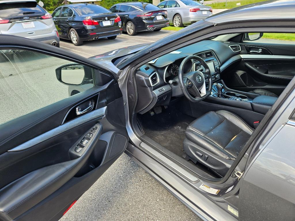 2016 Nissan Maxima - $11,500