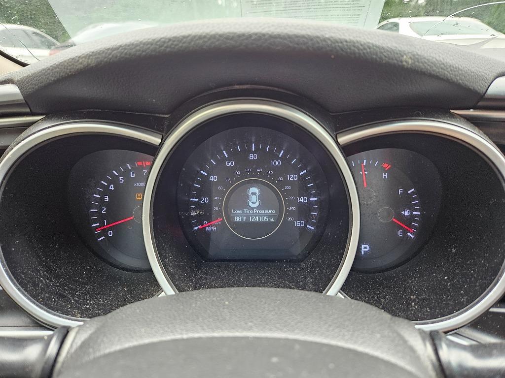 2015 Kia Optima - $9,000