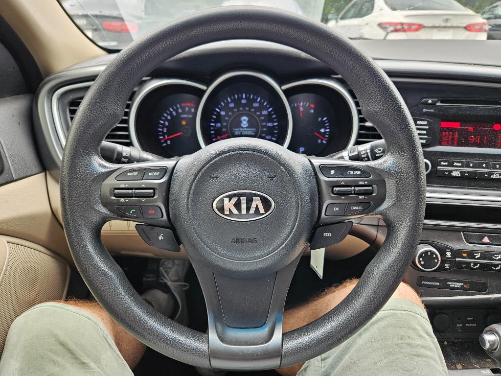 2015 Kia Optima - $9,000