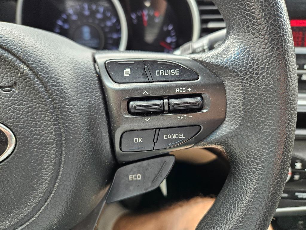 2015 Kia Optima - $9,000