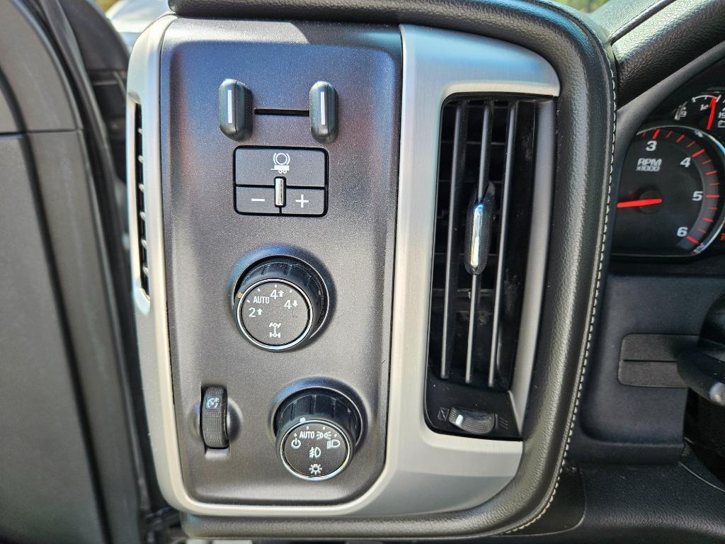 2015 GMC Sierra 1500 SLE photo