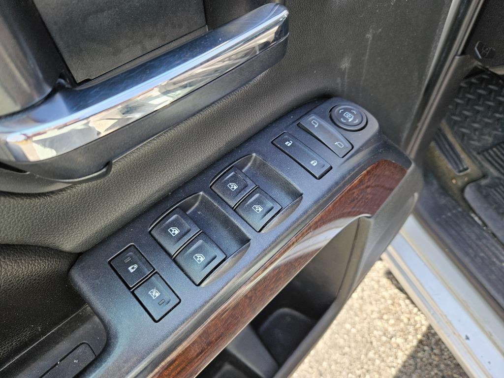 2015 GMC Sierra 1500 SLE photo