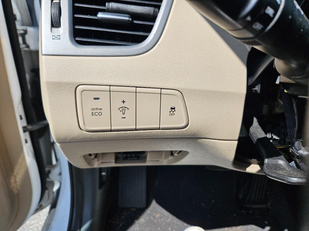 2015 Hyundai Elantra - $7,500