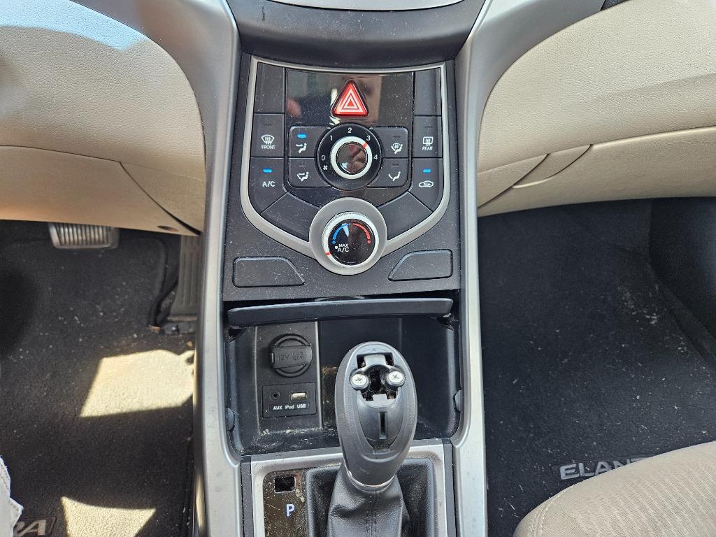 2015 Hyundai Elantra - $7,500