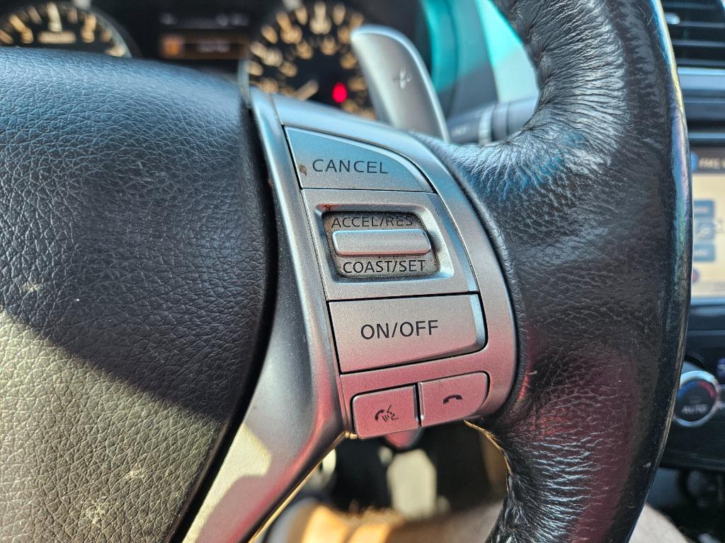 2015 Nissan Altima - $12,500