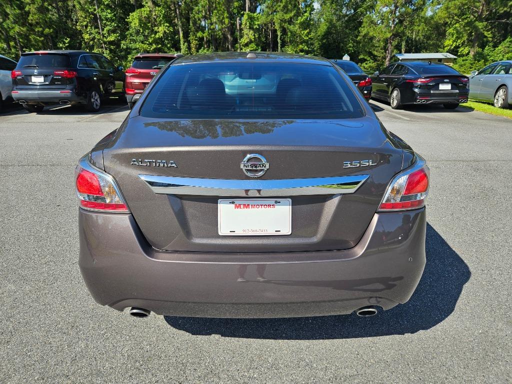 2015 Nissan Altima - $12,500
