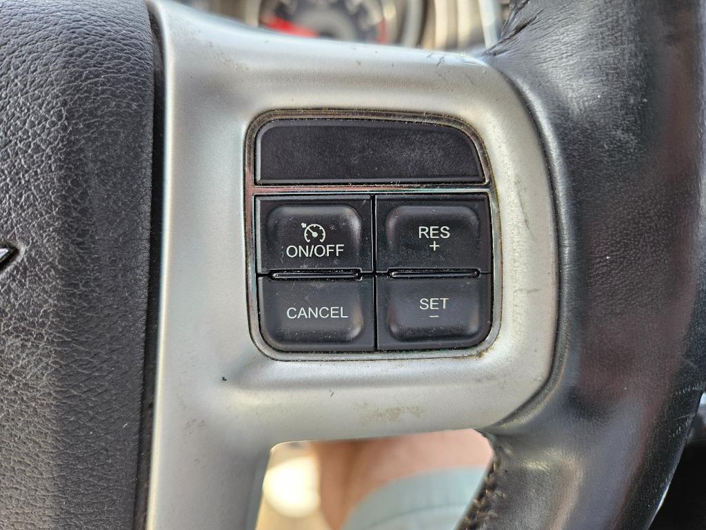 2013 Chrysler 200 Touring photo