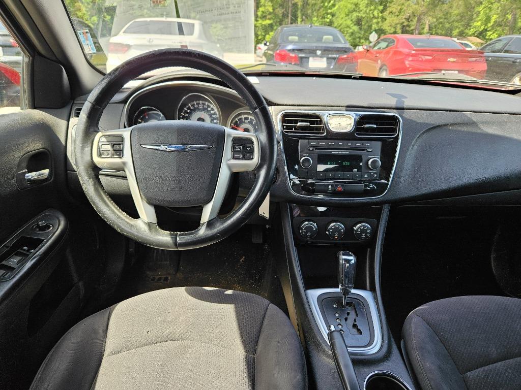 2013 Chrysler 200 Touring photo