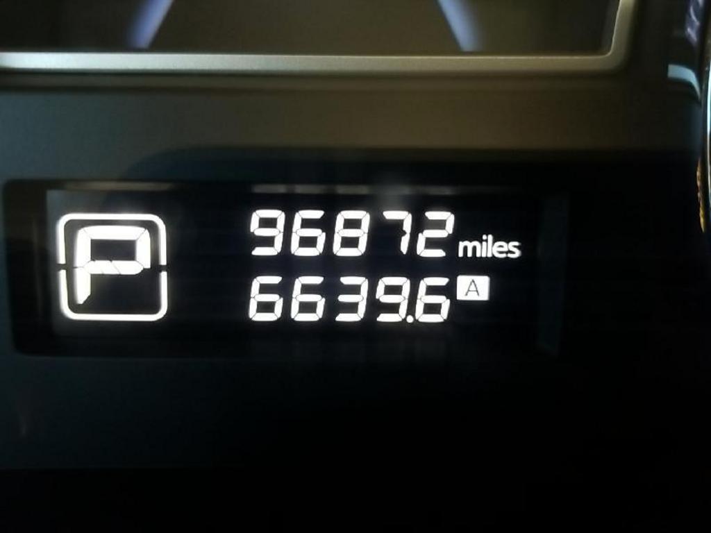 2014 Nissan Pathfinder S photo