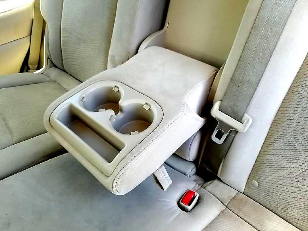 2014 Nissan Pathfinder S photo
