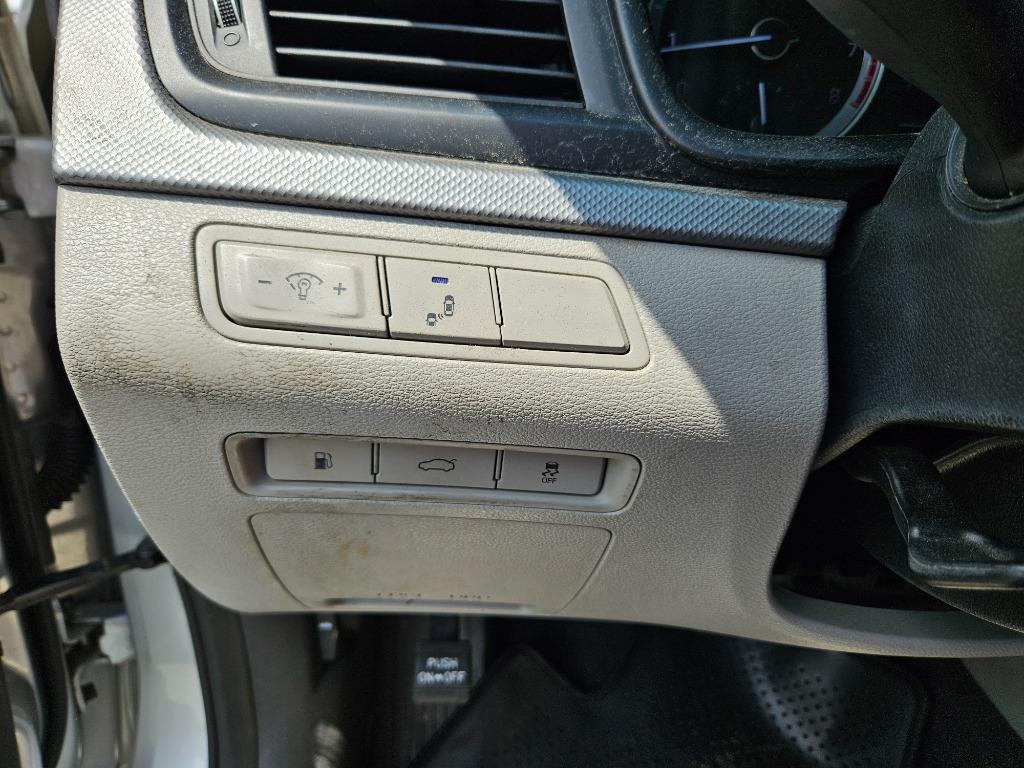 2019 Hyundai Sonata - $12,500