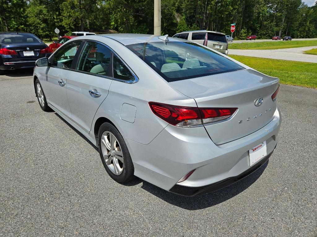 2019 Hyundai Sonata - $12,500