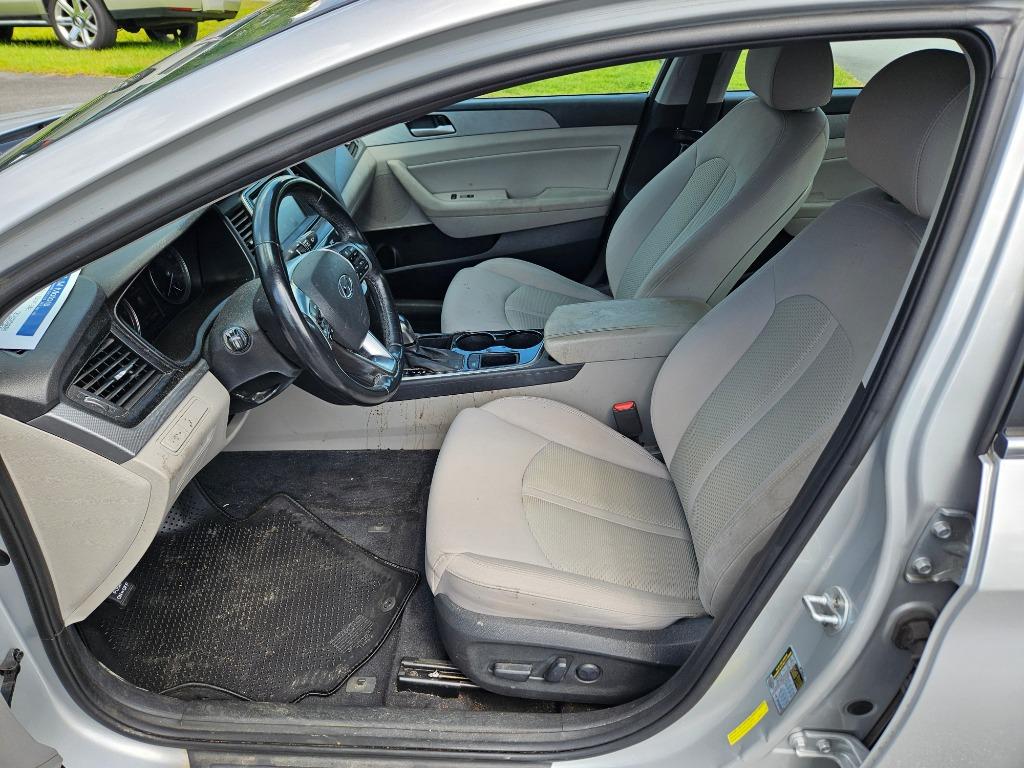 2019 Hyundai Sonata - $12,500