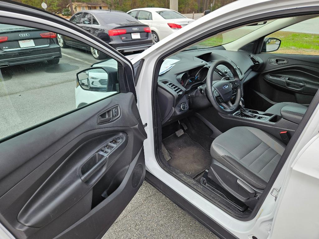2019 Ford Escape - $13,000