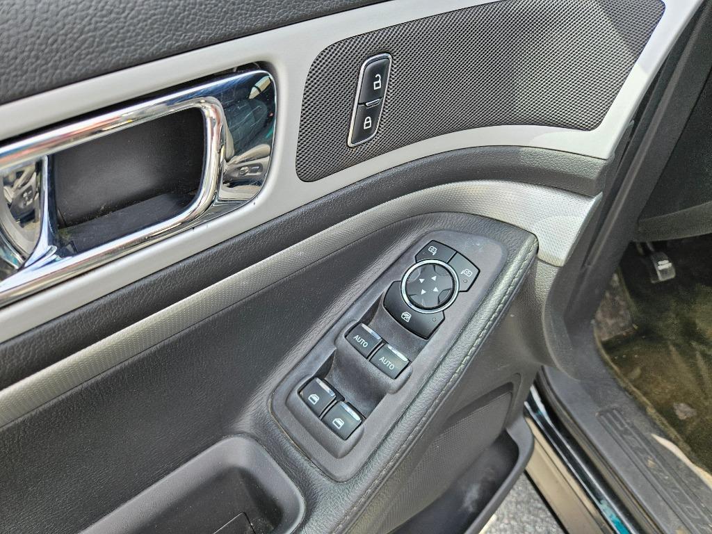 2014 Ford Explorer XLT photo