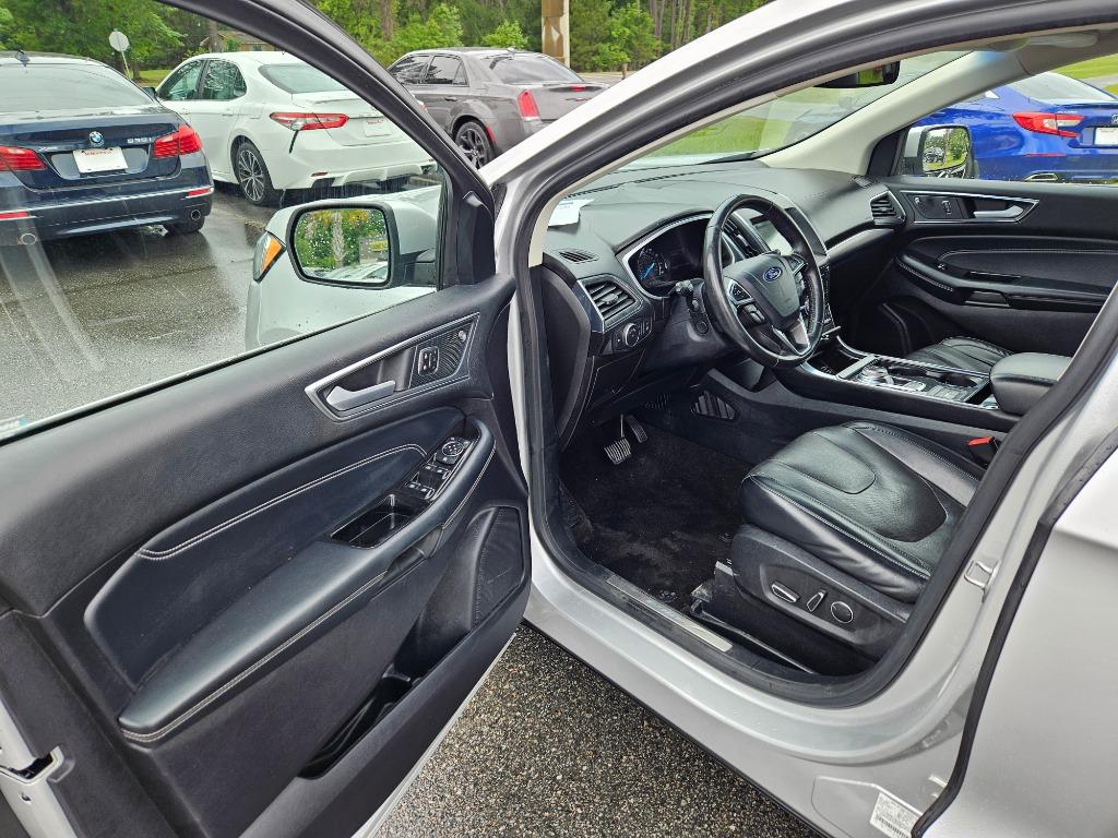 2019 Ford Edge - $13,500