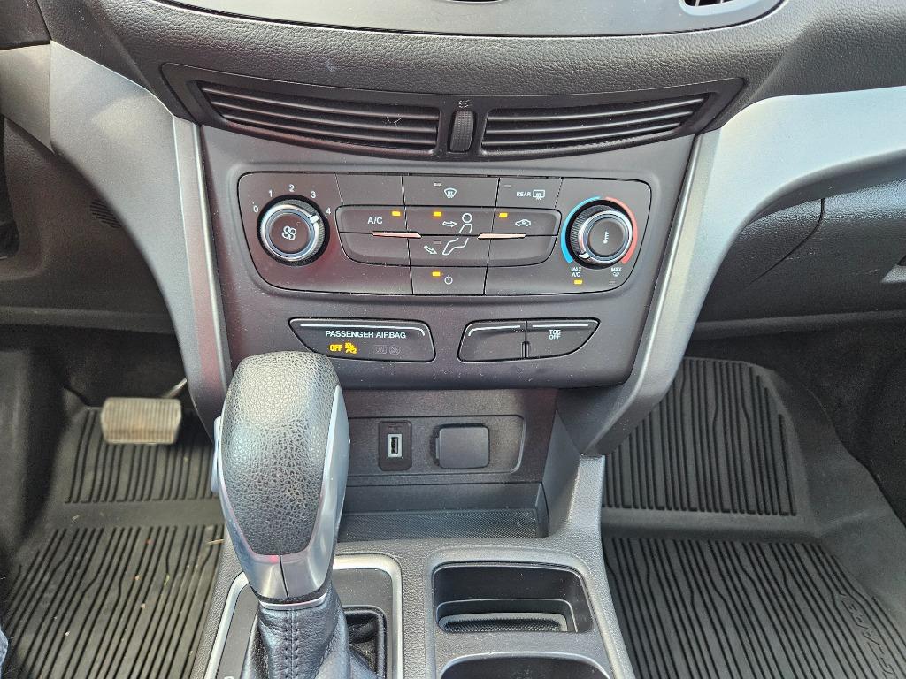 2017 Ford Escape - $13,500