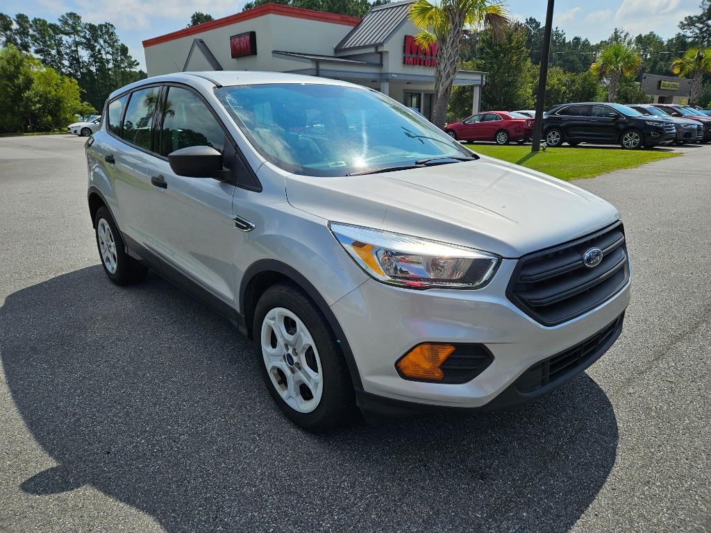2017 Ford Escape - $13,500
