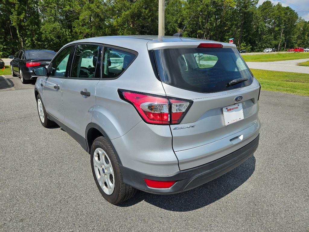 2017 Ford Escape - $13,500