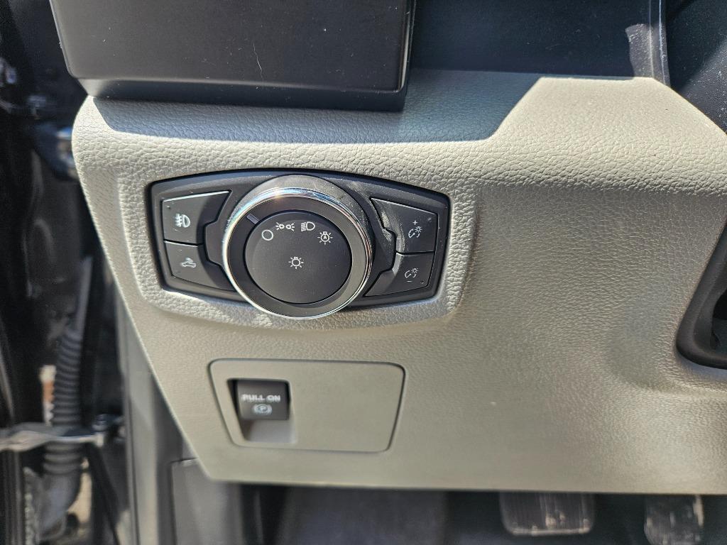 2016 Ford F150 XL photo