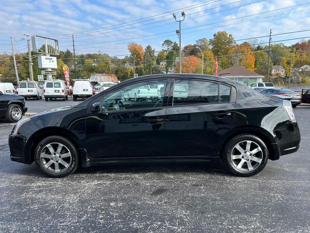 2012 Nissan Sentra 2.0 photo