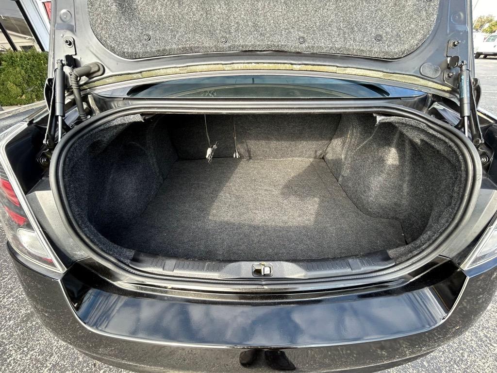 2012 Nissan Sentra 2.0 photo