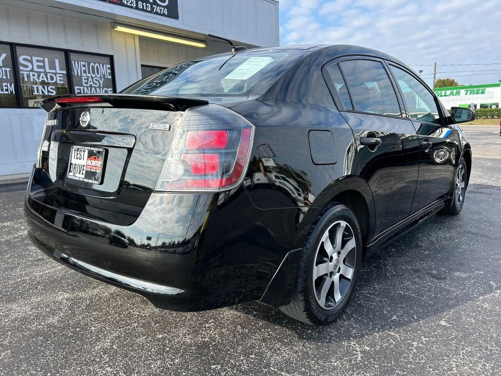 2012 Nissan Sentra 2.0 photo