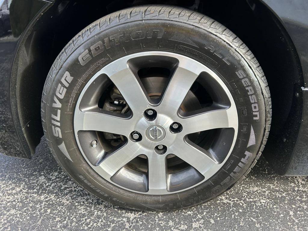 2012 Nissan Sentra 2.0 photo