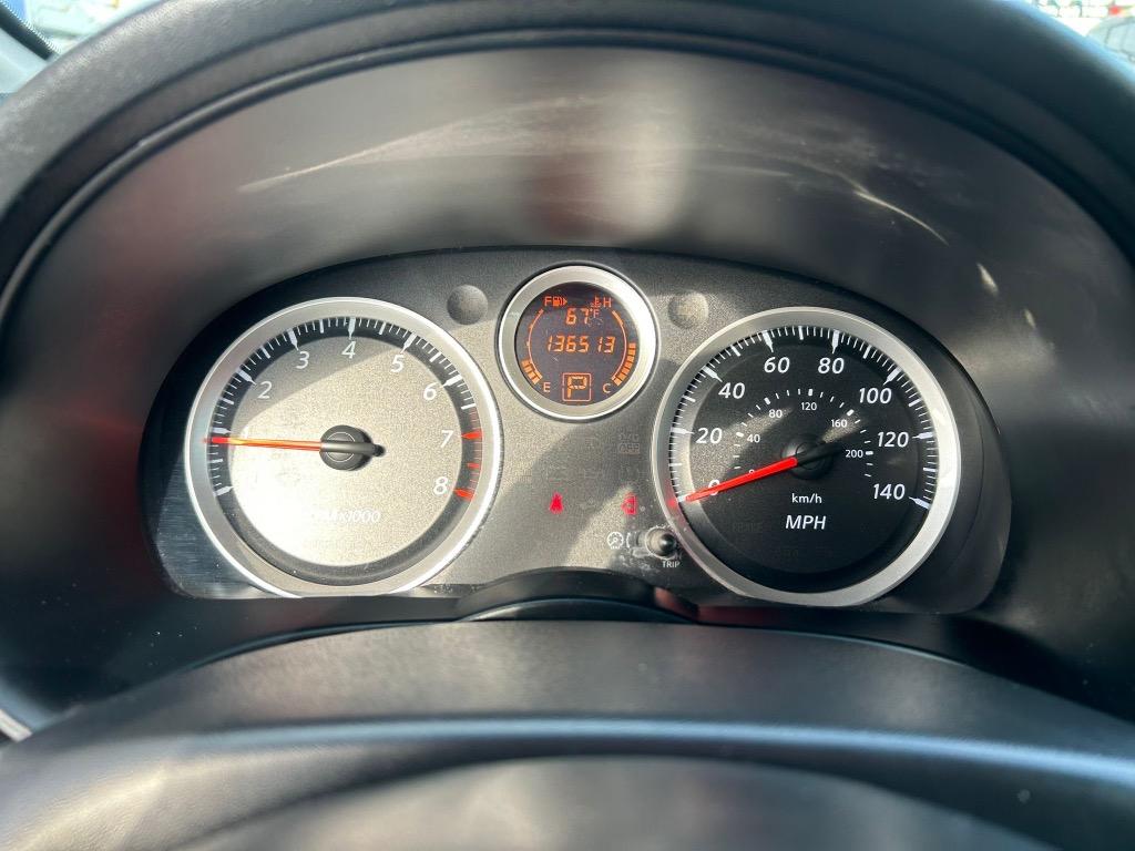 2012 Nissan Sentra 2.0 photo