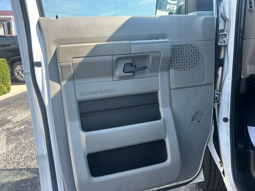 2014 Ford E-150 E-150 photo