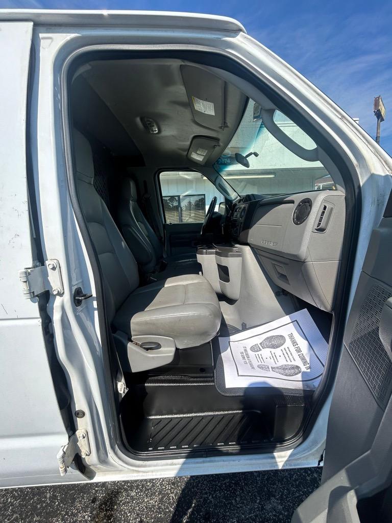 2014 Ford E-150 E-150 photo