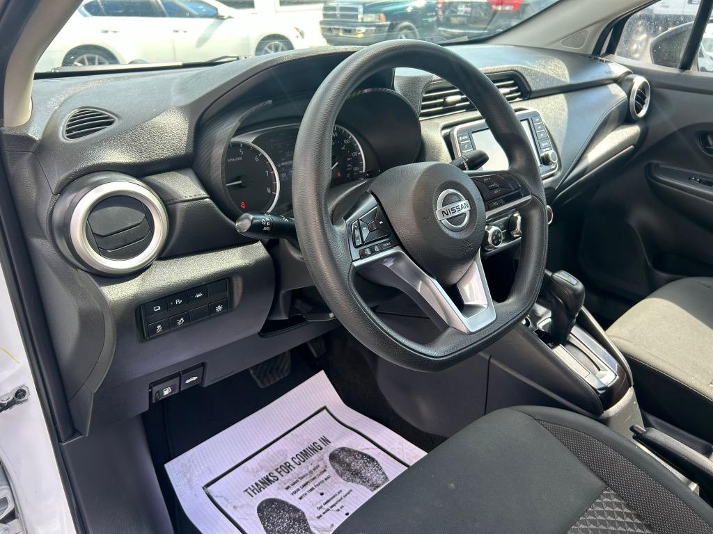 2020 Nissan Versa S photo