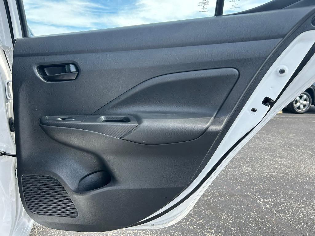2020 Nissan Versa S photo