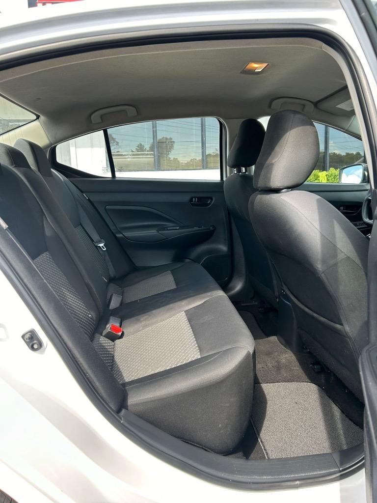 2020 Nissan Versa S photo