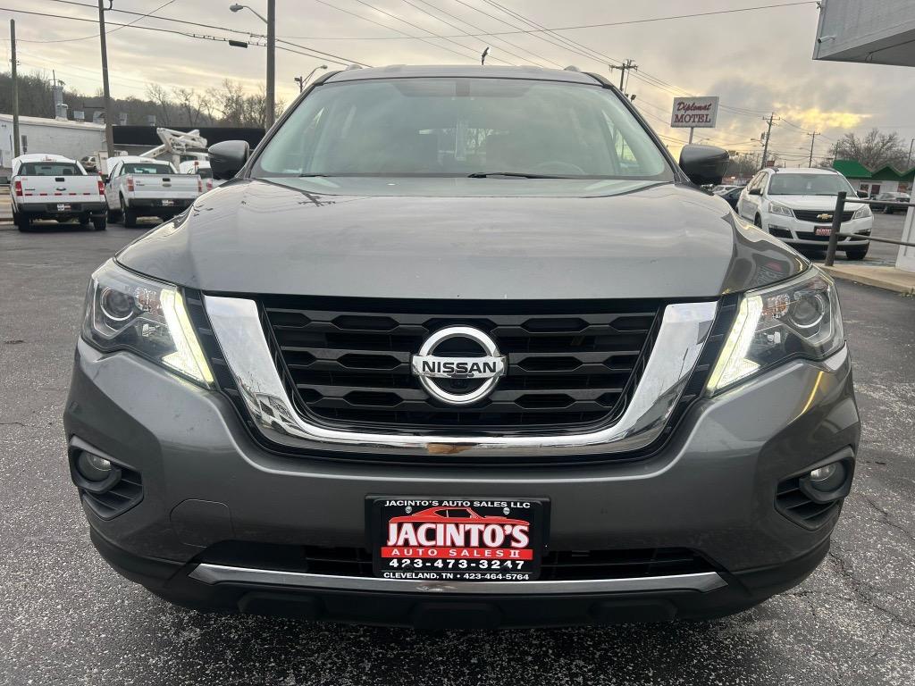 2018 Nissan Pathfinder SL photo