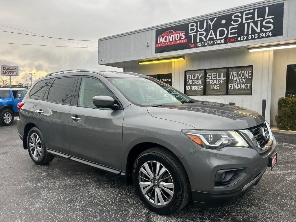 2018 Nissan Pathfinder SL photo